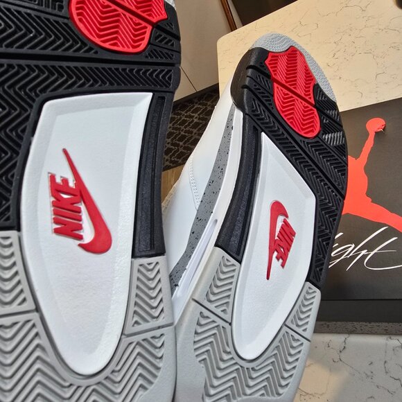 Nike Air Jordan 4 Retro OG White Cement 2025 FV5029-100 Men’s Size 10 Brand New - Picture 9 of 13